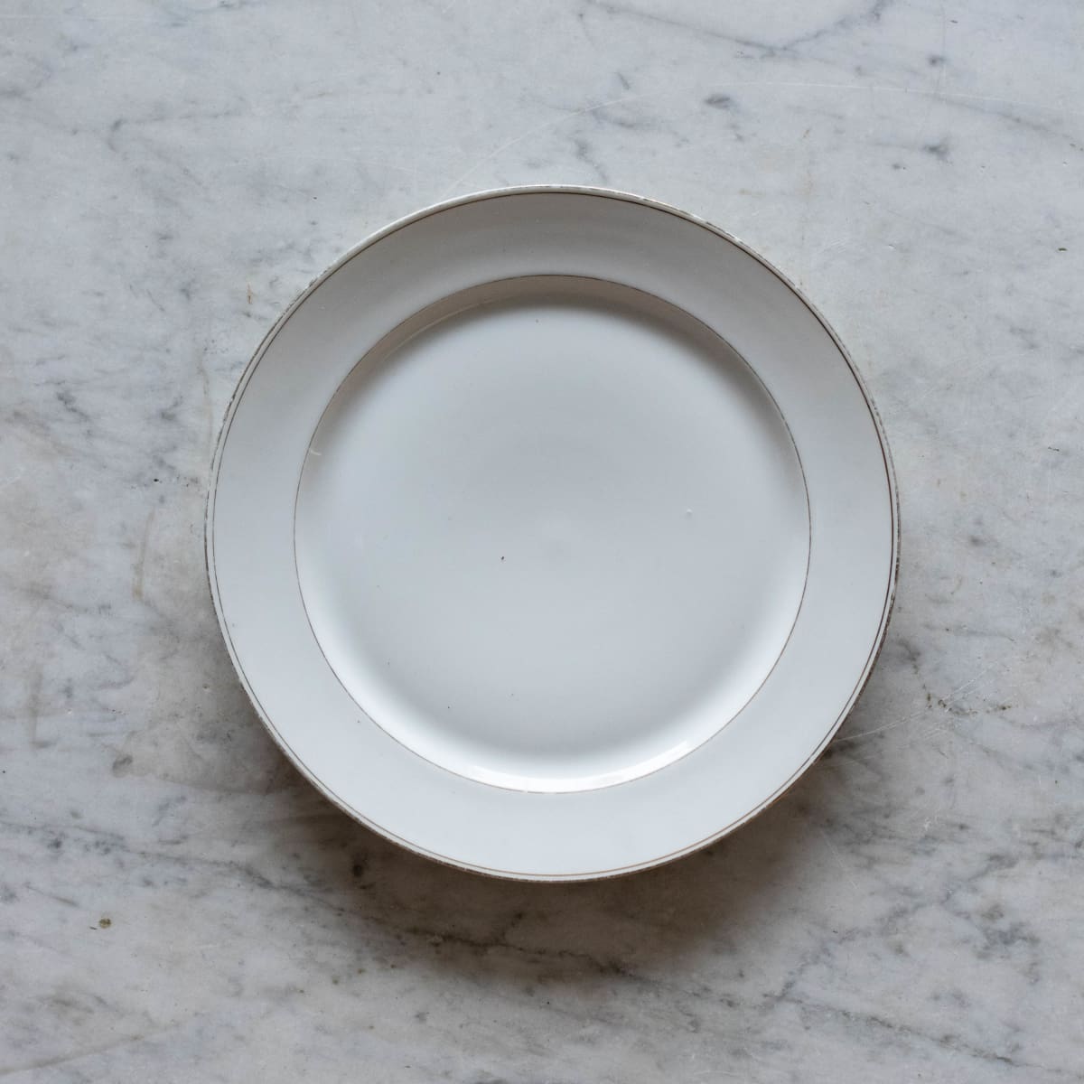 Not Your Grandma's Gold Rim China Set Of 4