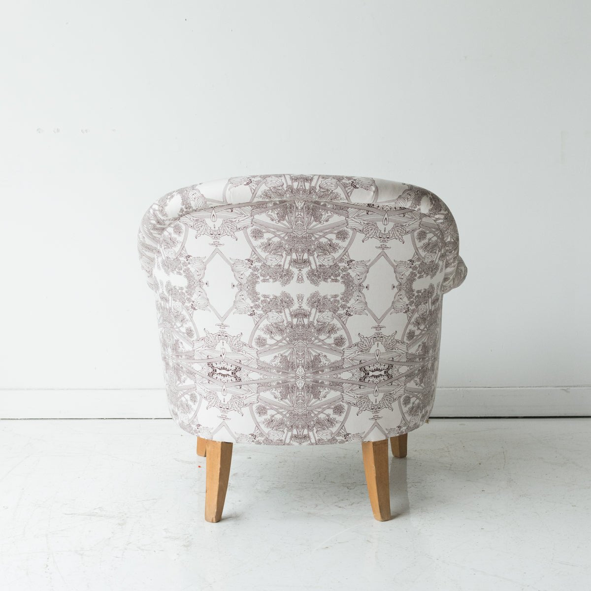 Vintage Crapaud Chair | Erica Tanov Botanicus