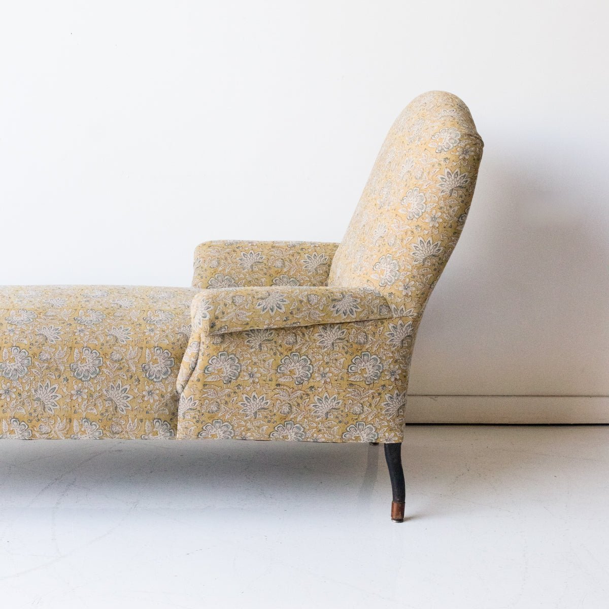 Vintage Napoleon Chaise | Kundan Stone