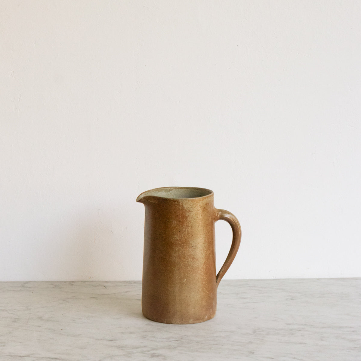 Stoneware Pitcher with Lid