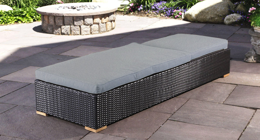 Salina Outdoor Lounge Chair