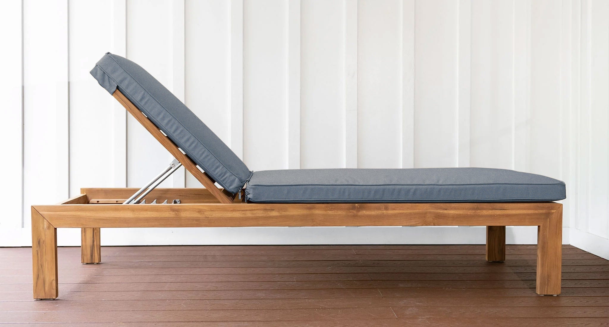 Malibu Teak Outdoor Lounge Chair