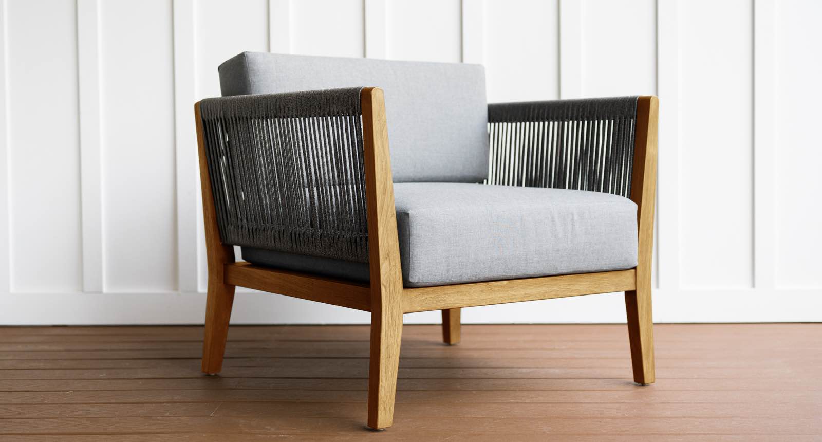 Capri Teak & Rope Outdoor Club Chair