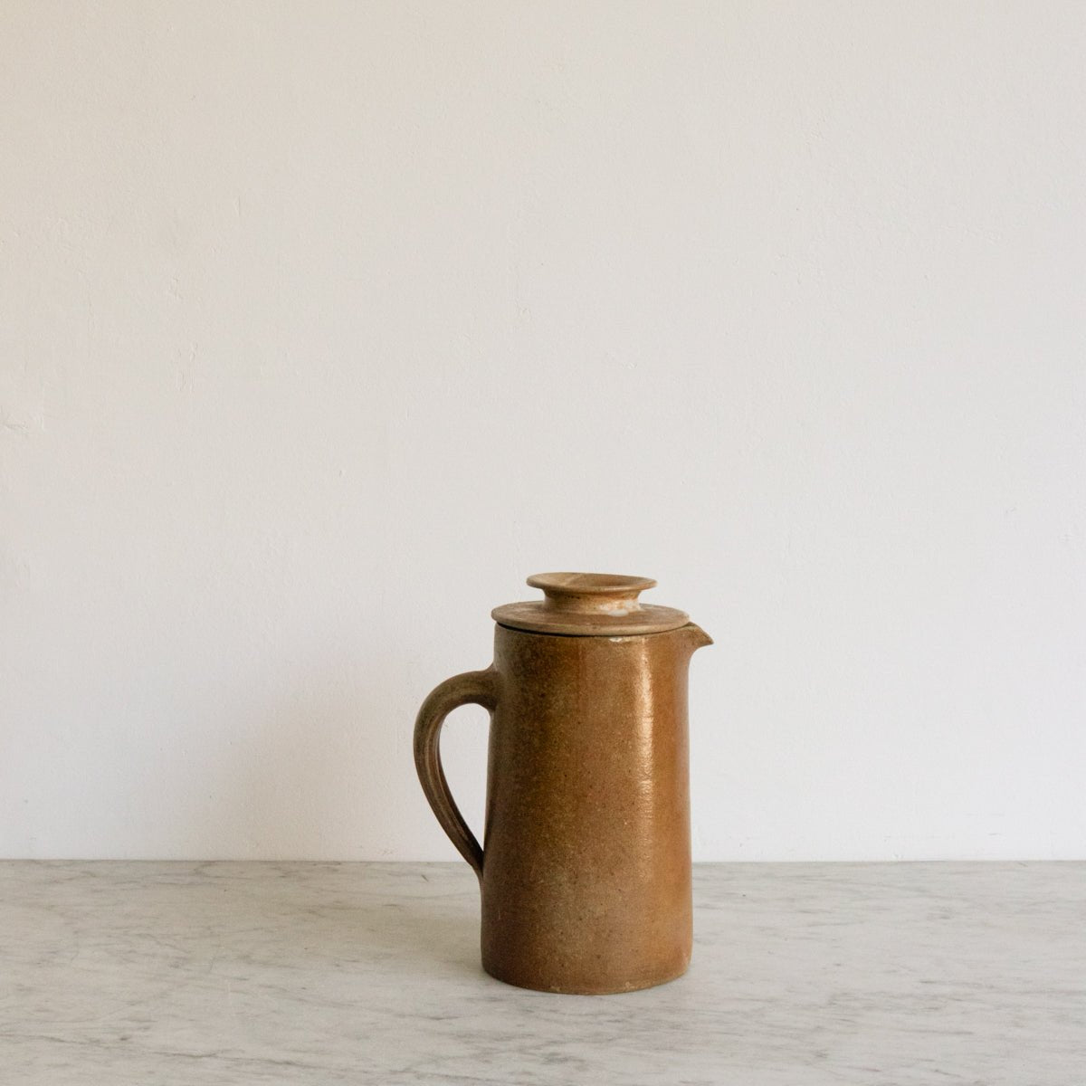 Stoneware Pitcher with Lid