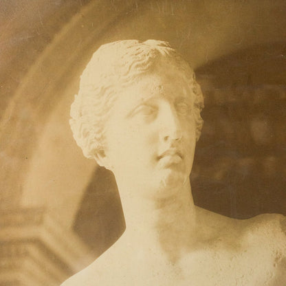 Venus De Milo At Musee Du Louvre Photograph