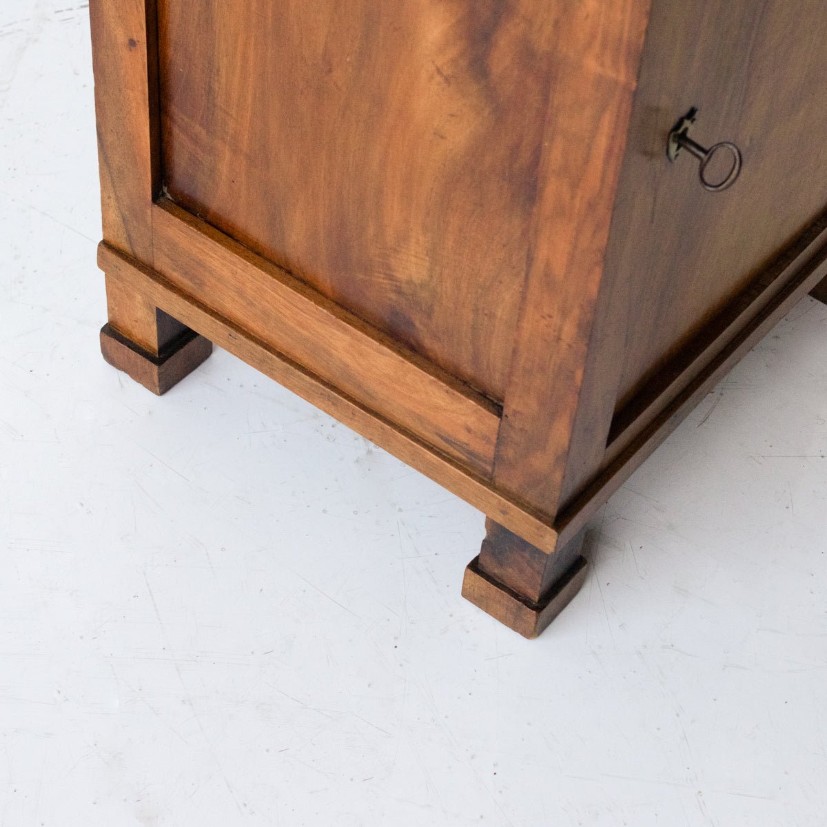 Vintage Bedside Table With Book-Matched Face