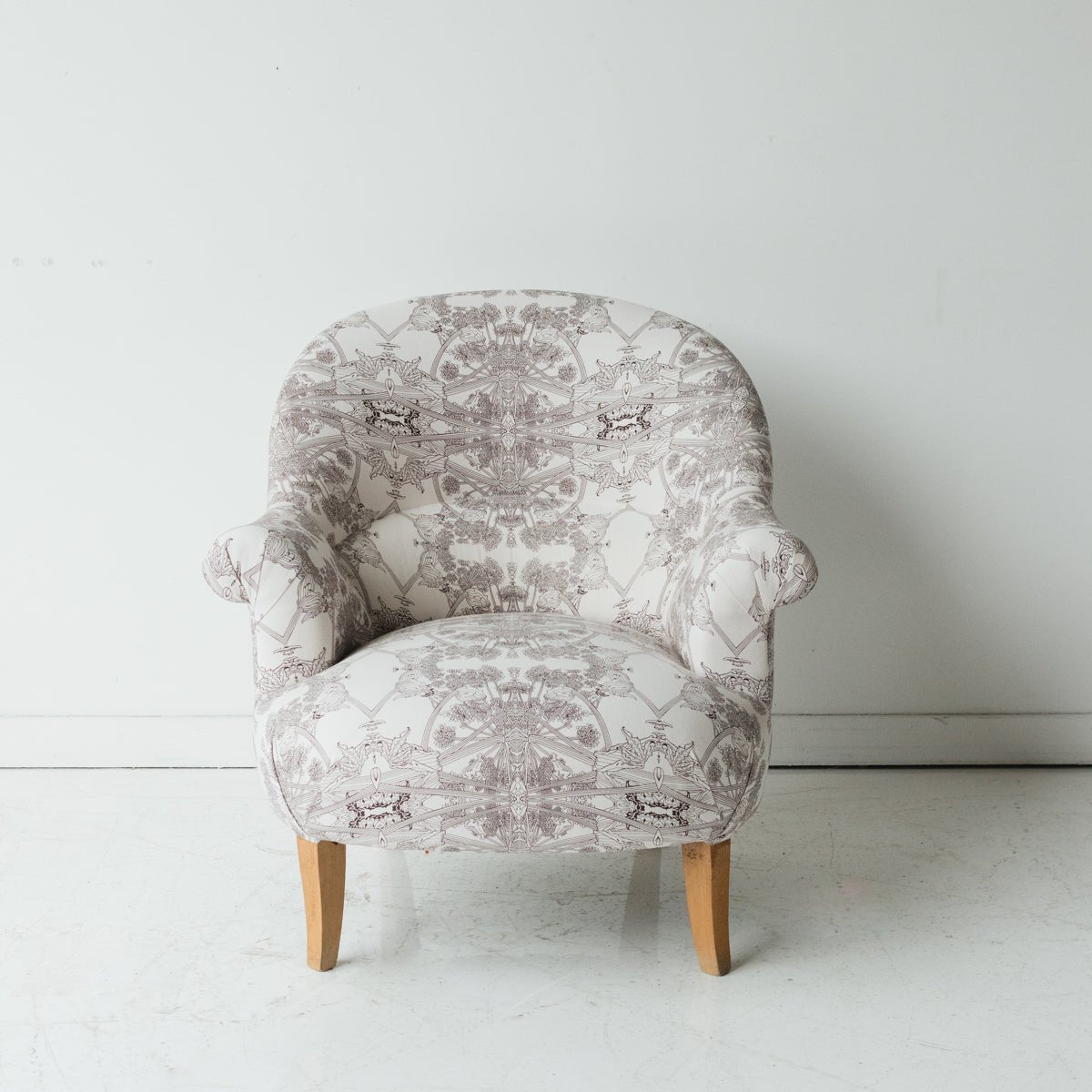 Vintage Crapaud Chair | Erica Tanov Botanicus